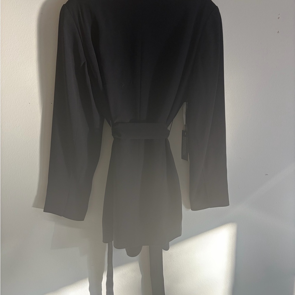 NWT Babaton Black Executive Blazer - black - Picture 4 of 8